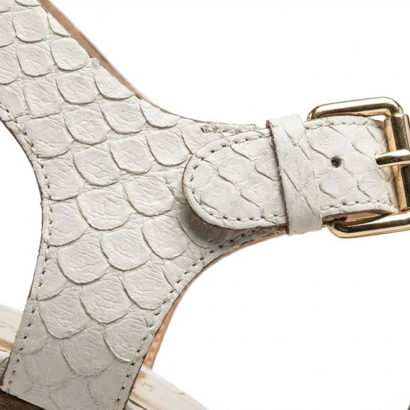 Shoes - Picture 3 of 4